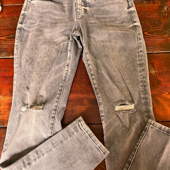 Cabi size 6 high skinny jeans - gray - Picture 2 of 4